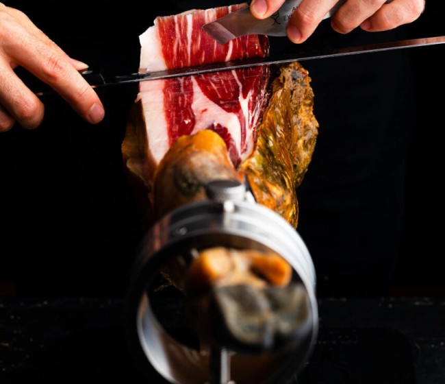 Las exportaciones de jamón se disparan en valor y alcanza en 2024 un récord de facturación de 722 millones