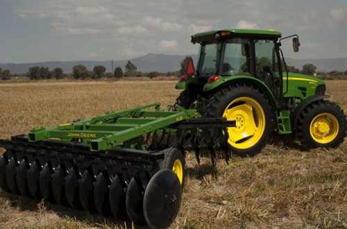 Buen mes de octubre de registro de maquinaria agrícola nueva