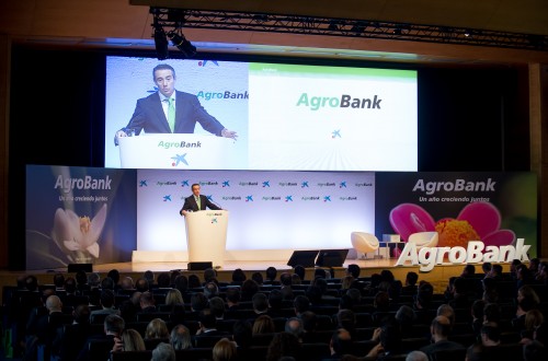 AgroBank crece un 7% y sitúa a CaixaBank con una cuota del 25% del mercado agrario