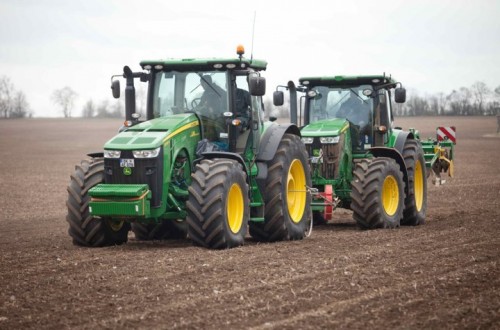 Bridgestone obtiene el reconocimiento de John Deere como socio proveedor