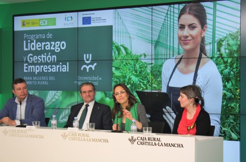 Fundación Caja Rural Castilla-La Mancha y EOI abren la segunda edición de su Universidad de la Mujer Rural