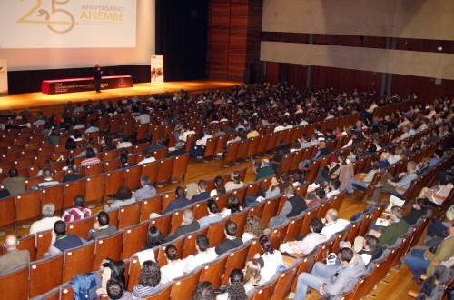 Récord de participación en el último Congreso de Anembe de Medicina Bovina