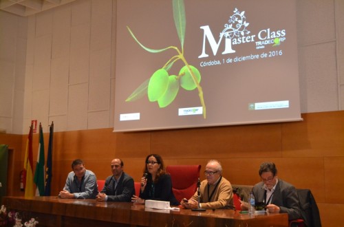 Tradecorp celebra su primera Master Claas Olivo