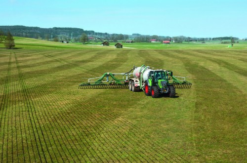 Fendt amplía la oferta del sistema de autoguiado a tractores a partir de 100 CV