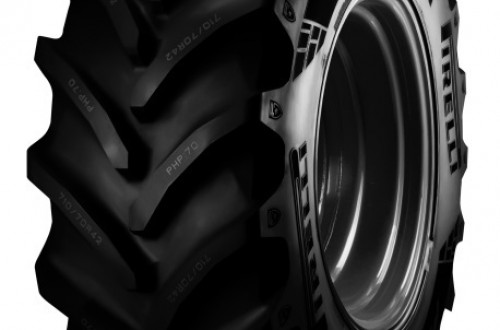 Pirelli vuelve al mercado europeo de neumáticos agrícolas con el nuevo PHP