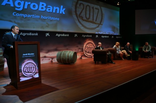 AgroBank reúne a expertos del mundo del vino para analizar el futuro de este sector