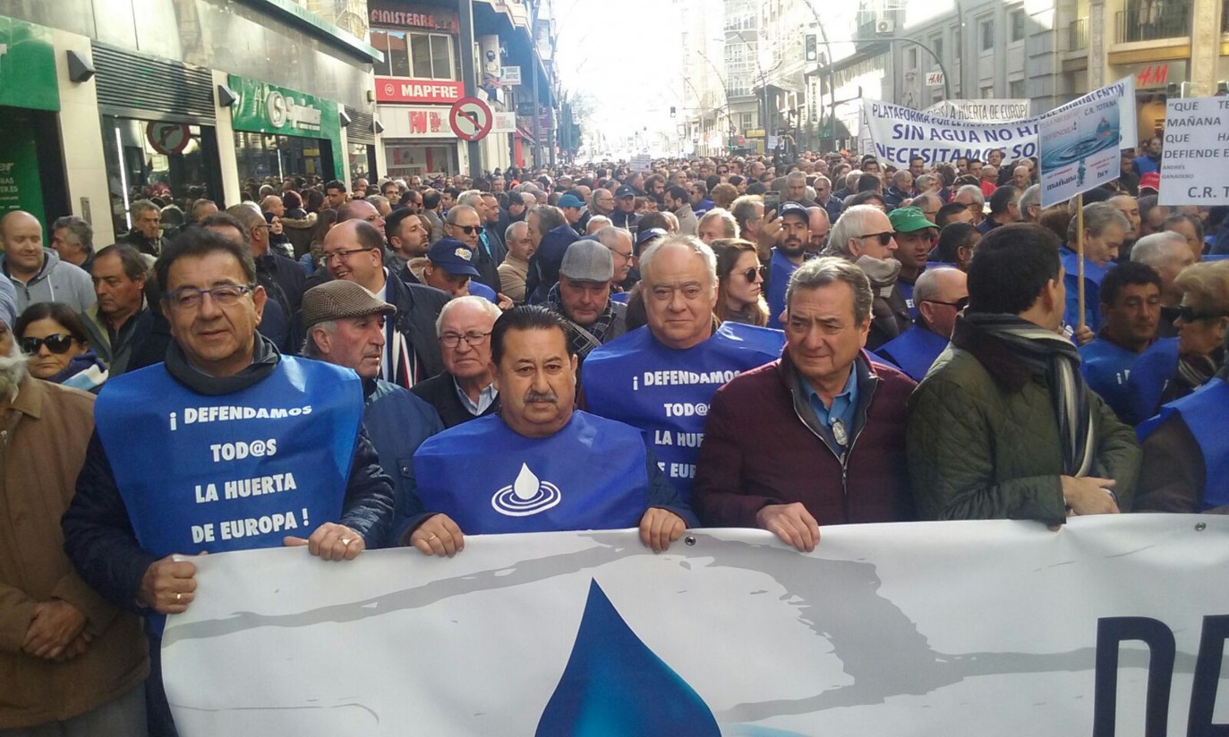 Manifestación en Murcia en defensa del agua para la agricultura alicantina