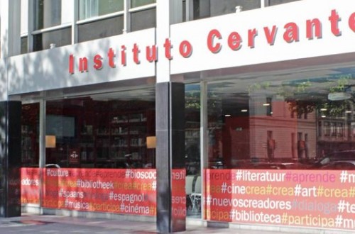 Provacuno y el Instituto Cervantes firman un convenio para potenciar la carne de vacuno