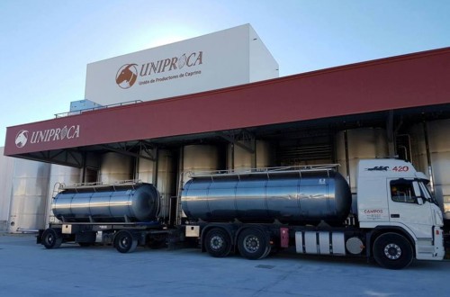 La cooperativa Uniproca homologada para leche en polvo de cabra por el gobierno chino