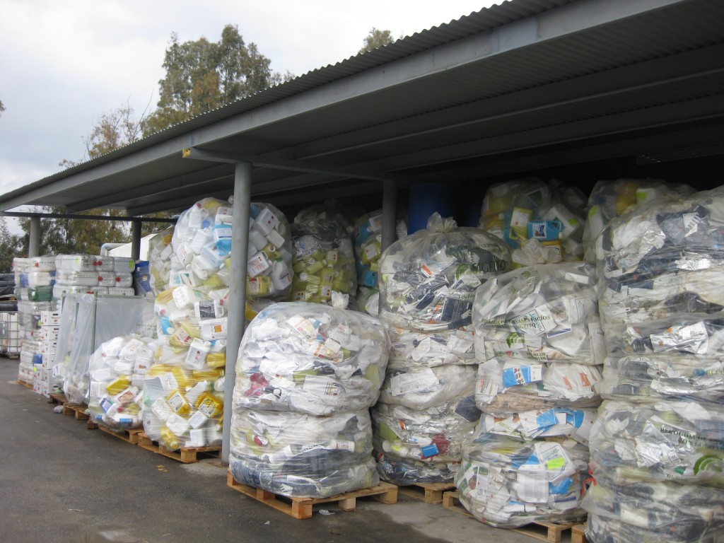 Todos los envases agrarios deberán ser reciclados a través de sistemas de recogida antes de 2025