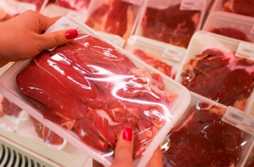 Bruselas propone negociar con EE.UU. la reforma de la cuota de carne de ternera