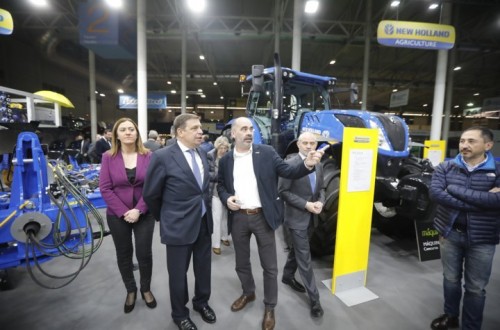 Planas valora la apuesta de New Holland por potenciar la imagen del sector