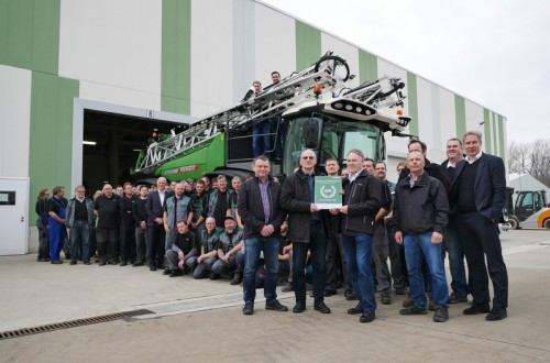 Fendt hace entrega de su pulverizador Rogator 600 número 100