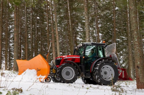 Massey Ferguson lanza la nueva serie de tractores Alpine MF 3700 AL