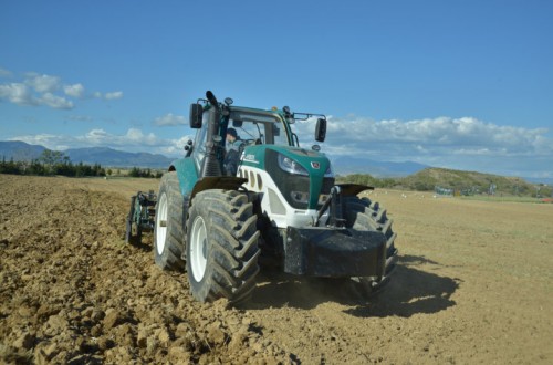 Arbos acude a Demoagro con la nueva serie 7000