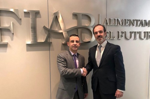 FIAB y AIAA firman un acuerdo para impulsar el sector agroalimentario en Aragón