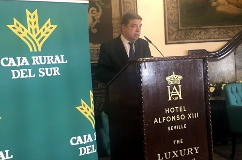 Planas en Sevilla: «Es necesario una mayor concentración de la oferta agroalimentaria»