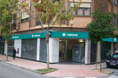 Cajamar pone a disposición de empresas y autónomos líneas especiales de financiación