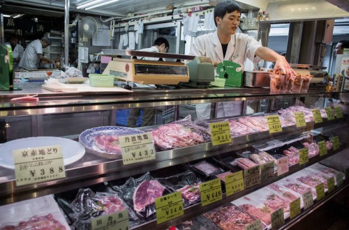 Los precios mundiales de los alimentos básicos bajaron en abril por la fuerte contracción de la demanda