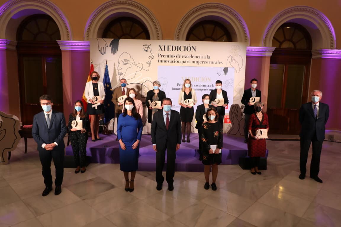XI edición de los Premios de Excelencia a la Innovación para Mujeres Rurales: «Donde hay mujer, hay futuro»