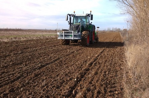 El MAPA prevé subvencionar avales de SAECA para créditos que financien la renovación de maquinaria agraria en 2021