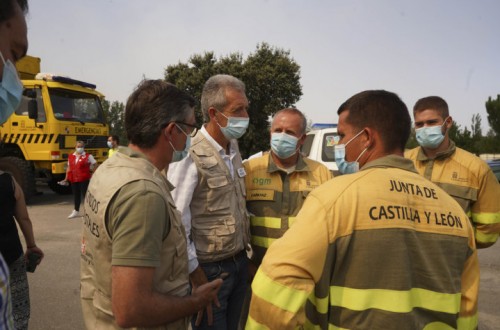 Arden más de 10.000 hectáreas en un incendio en la sierra de Gredos