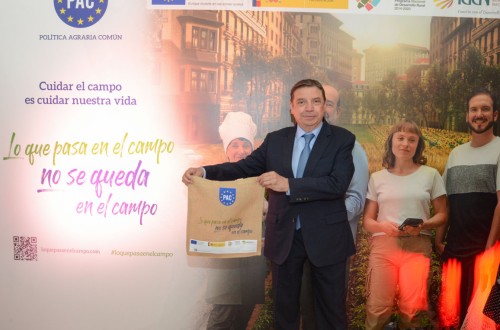 La campaña del MAPA «Lo que pasa en el campo no se queda en el campo» dará a conocer la PAC a la sociedad