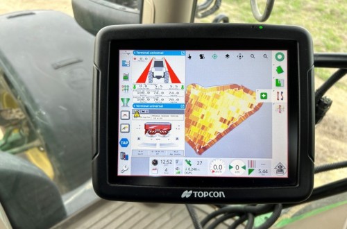 CropSpec de Topcon, dosificación variable de fertilizante en tiempo real por sensor óptico