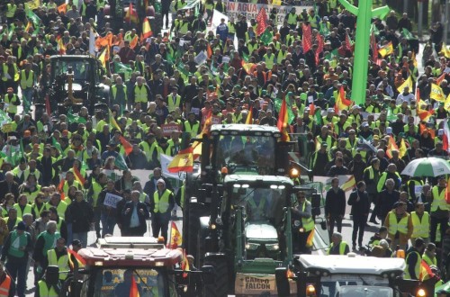 El 47,3% de los españoles respalda plenamente las demandas de los agricultores, según el CIS