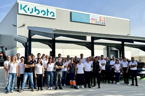 Kubota España apuesta por la sostenibilidad e invierte en una flota de coches híbridos