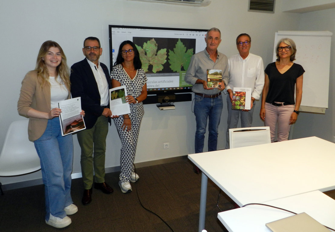 El Algarrobo gana el Premio del Libro Agrario de la Feria de Sant Miquel