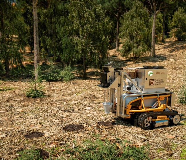 Continental y Land Life optimizan el proceso de reforestación con su robot sembrador de árboles