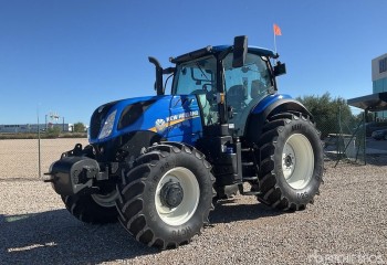 New Holland, John Deere, Valtra, Fendt, Massey Ferguson… nuevos y seminuevos en la última subasta del año de Ritchie Bros.