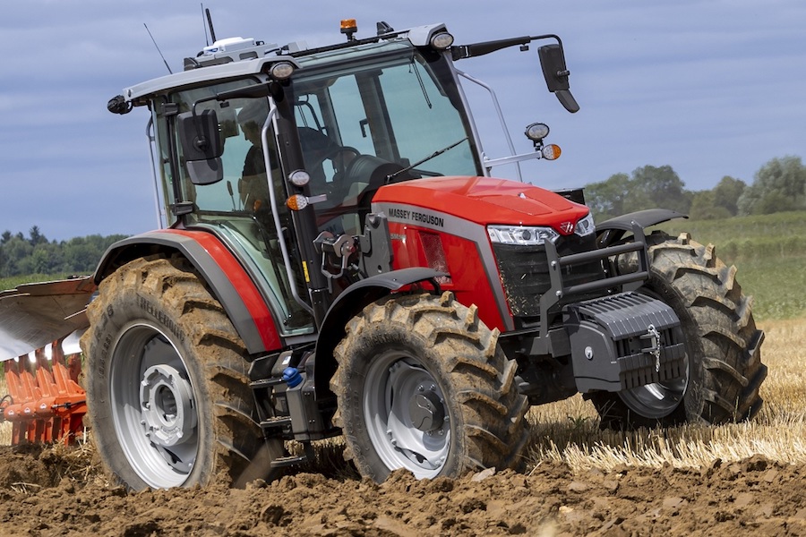 AGCO y SDF firman un acuerdo de suministro para ofrecer tractores de baja-media potencia de Massey Ferguson