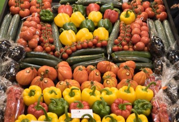 El precio medio mensual de las frutas y hortalizas importadas en 2024 subió hasta un 16% en julio y decreció durante 3 meses