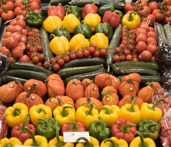 El precio medio mensual de las frutas y hortalizas importadas en 2024 subió hasta un 16% en julio y decreció durante 3 meses