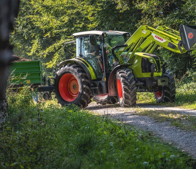 Apollo Tyres amplía su colaboración con Claas, con 14 nuevas medidas de neumáticos Vredestein Traxion